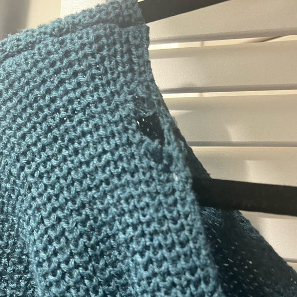 Francesca's sweater - Picture 3 of 3